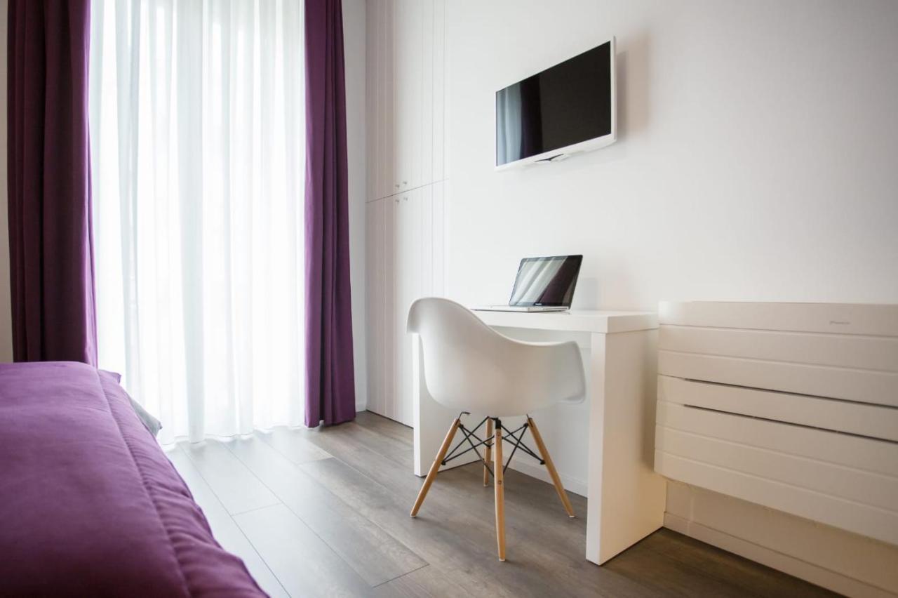 Dimora Mefite-Camere Con Bagno Privato E Self Check-In 马泰拉 外观 照片