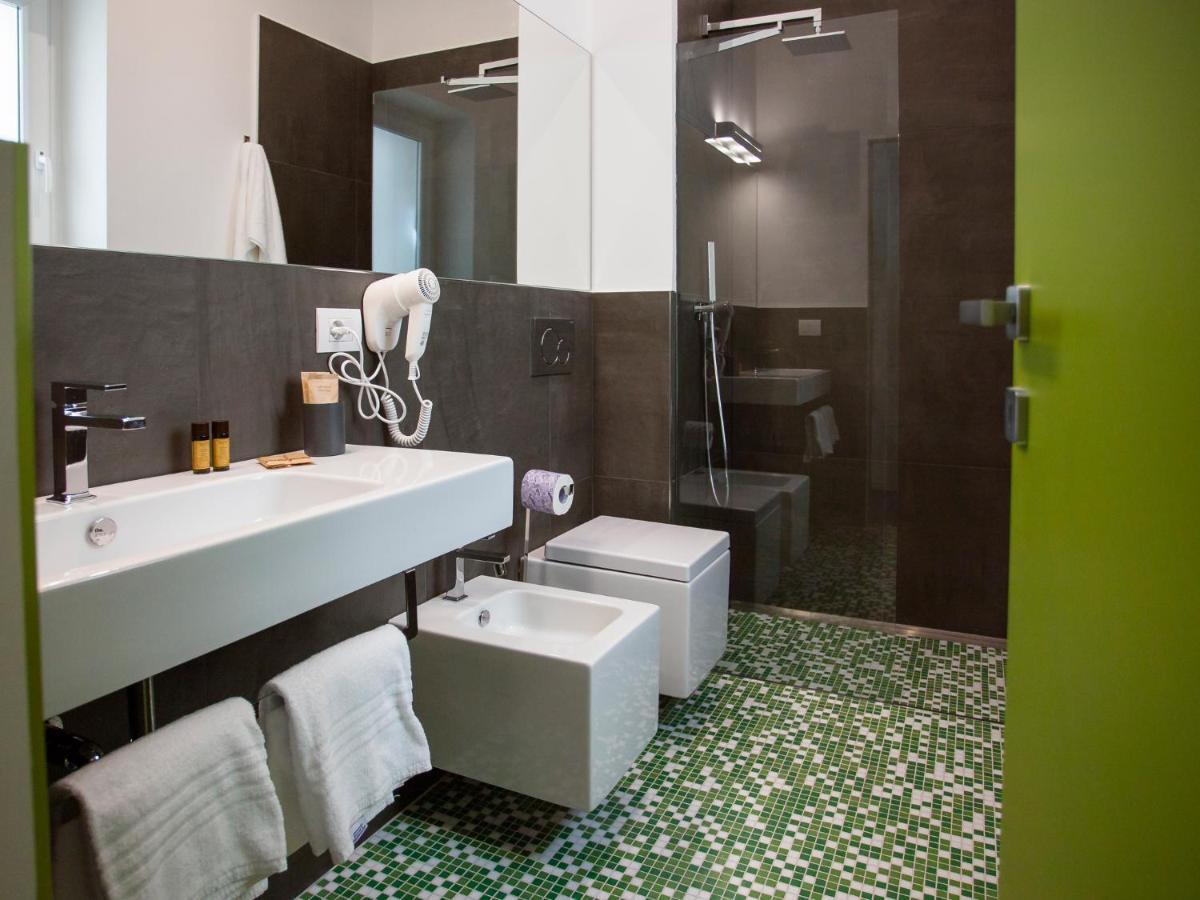 Dimora Mefite-Camere Con Bagno Privato E Self Check-In 马泰拉 外观 照片